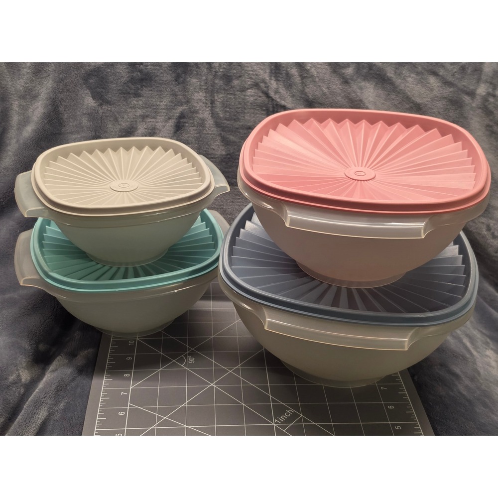 Tupperware Servalier Nesting Bowl Set 4pc Pastel Sunburst Lid Pink Blue Gray